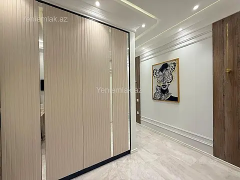 Satılır 3 otaqlı yeni tikili 137 m²