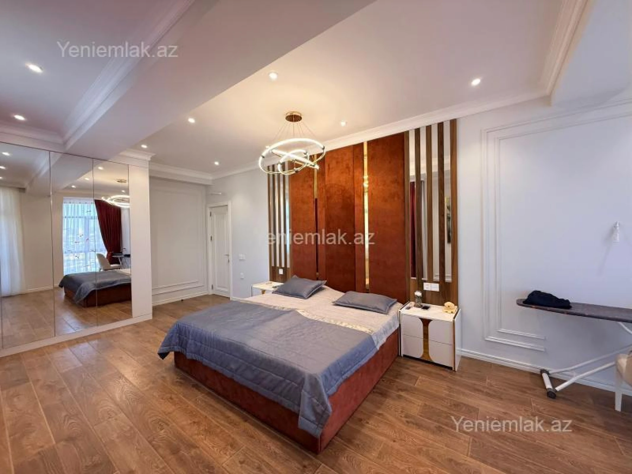 Satılır 3 otaqlı yeni tikili 137 m²