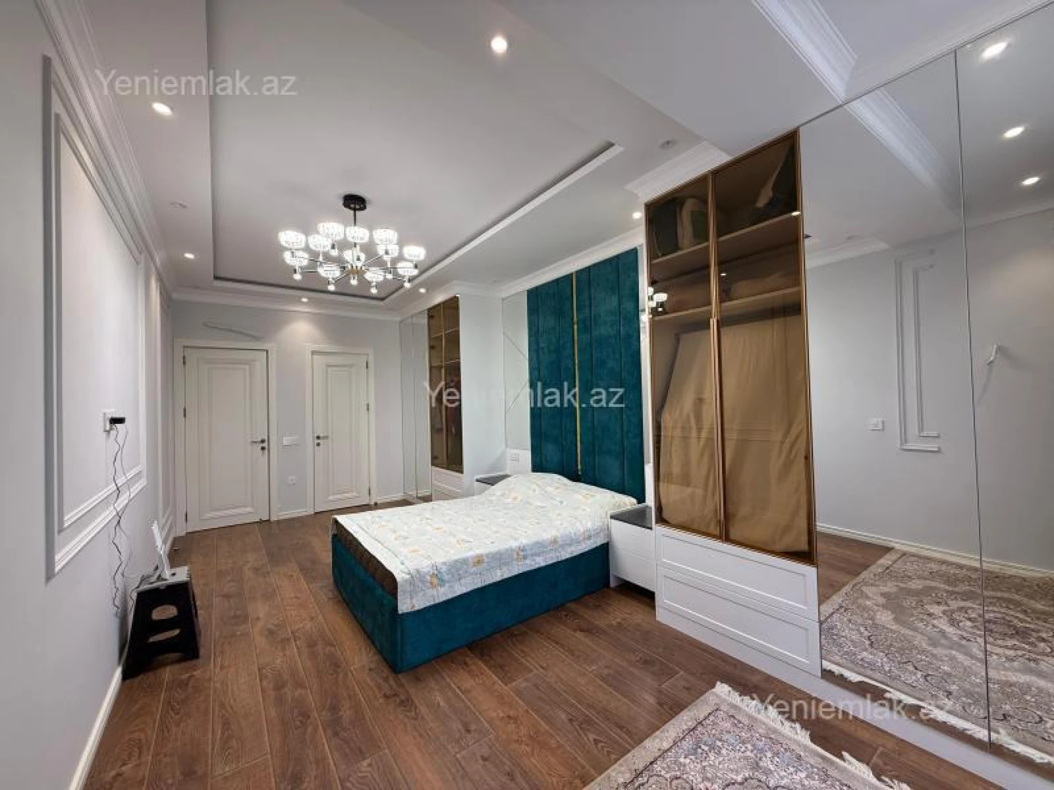 Satılır 3 otaqlı yeni tikili 137 m²