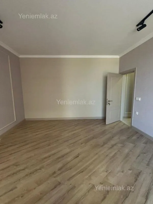 Satılır 2 otaqlı yeni tikili 64 m²