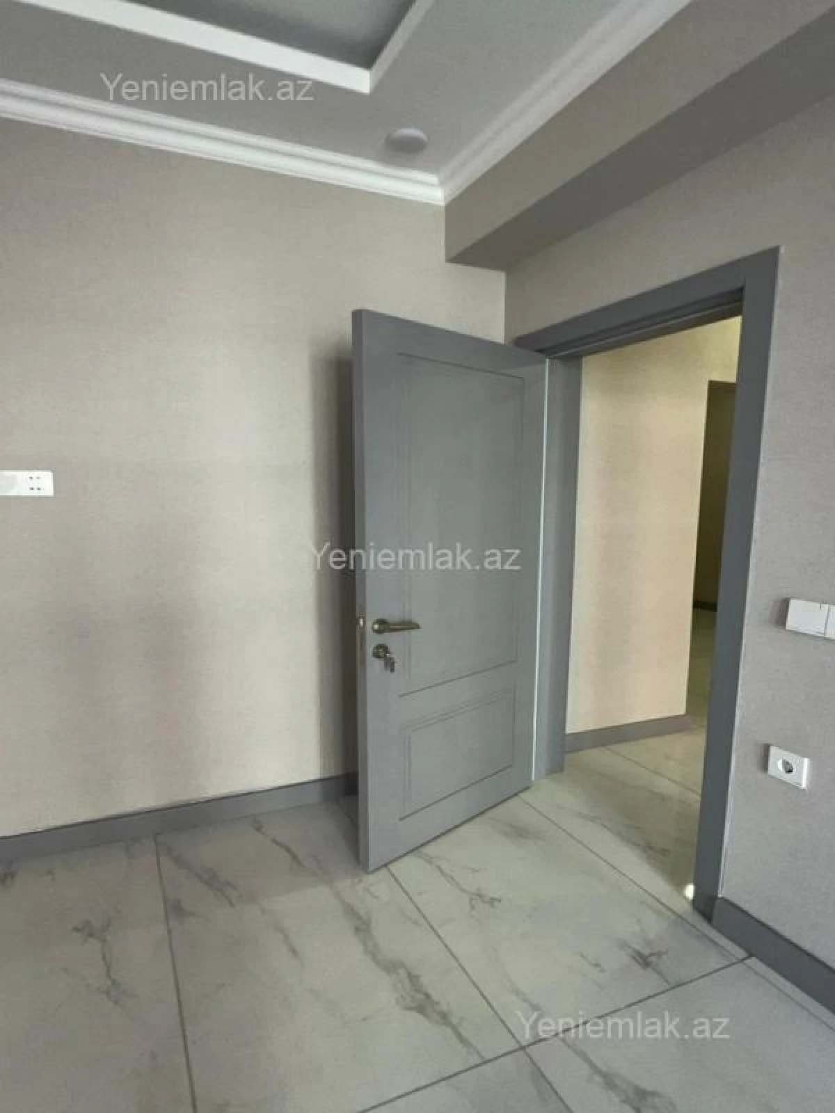 Satılır 2 otaqlı yeni tikili 64 m²