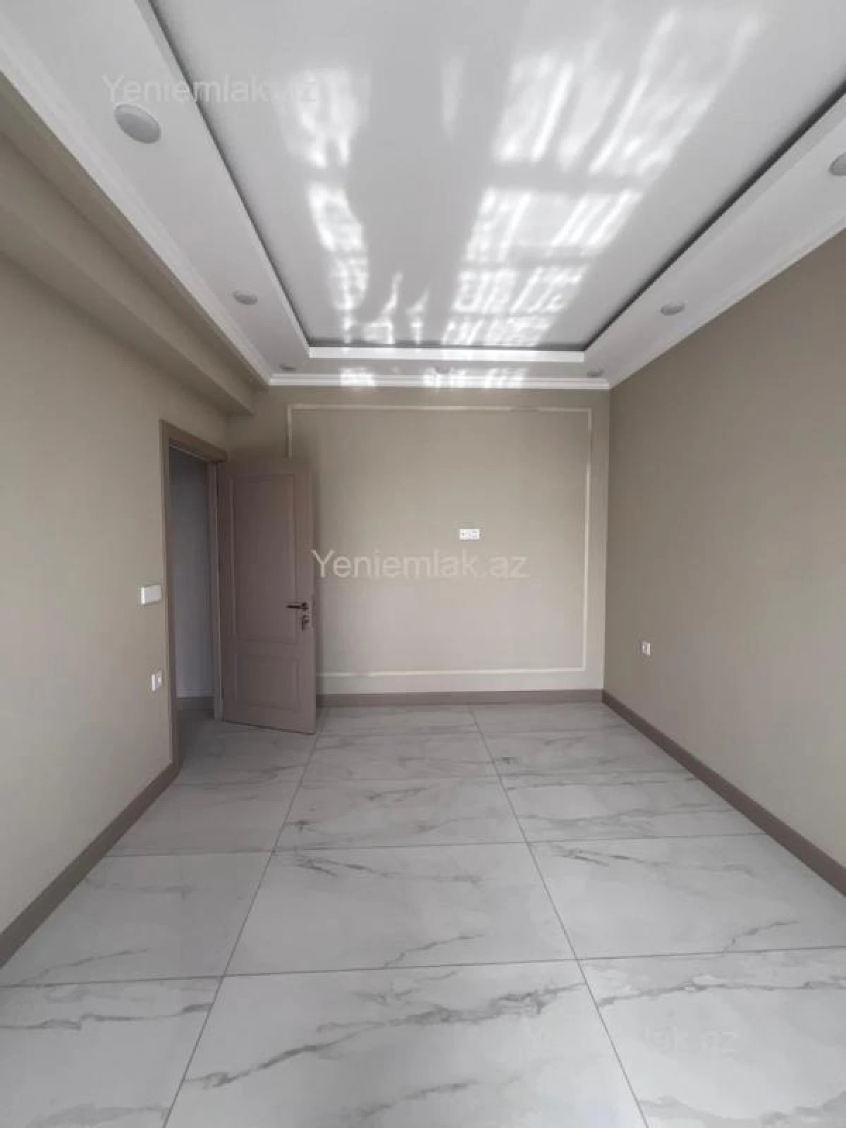 Satılır 2 otaqlı yeni tikili 64 m²