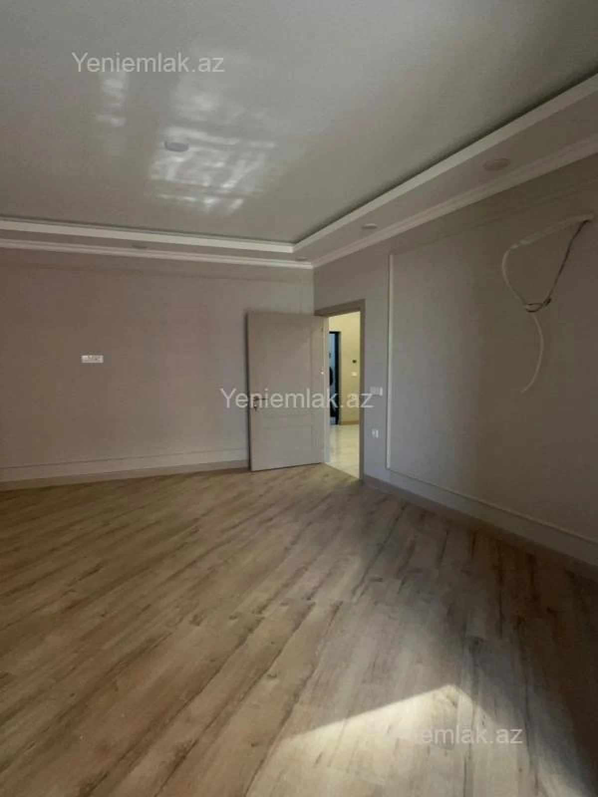 Satılır 2 otaqlı yeni tikili 64 m²