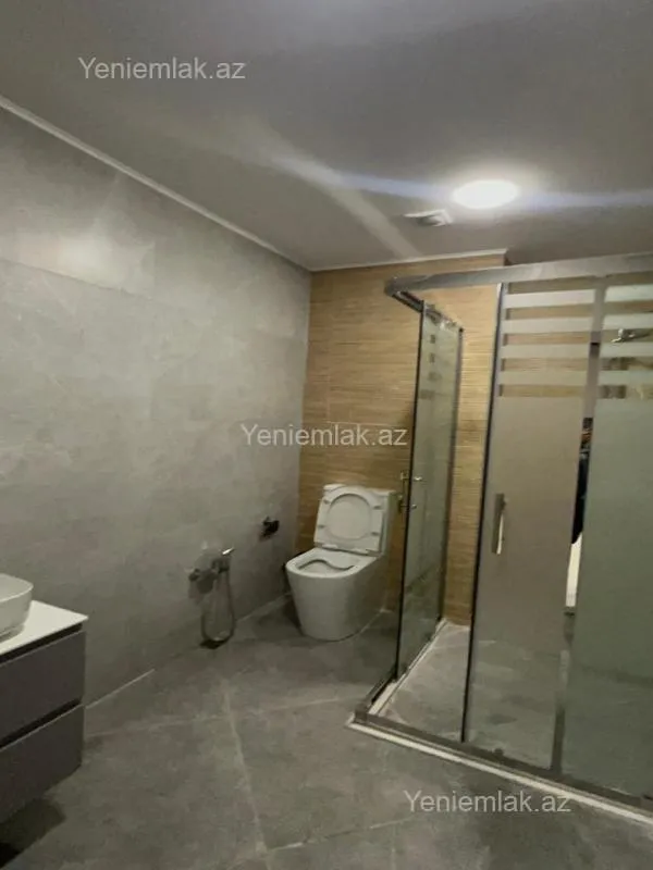 Satılır 2 otaqlı yeni tikili 64 m²