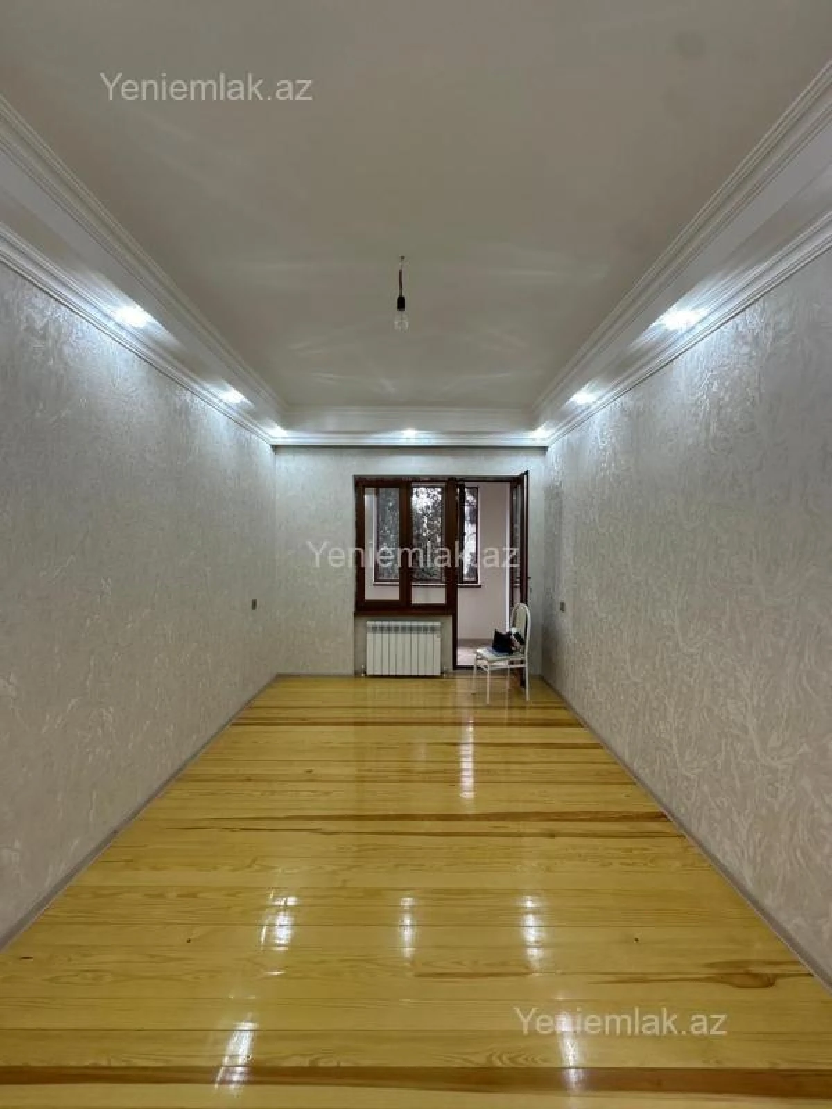 Satılır 4 otaqlı köhnə tikili 102 m²
