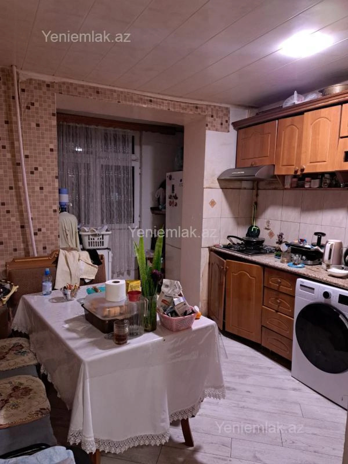 Satılır 4 otaqlı köhnə tikili 70 m²