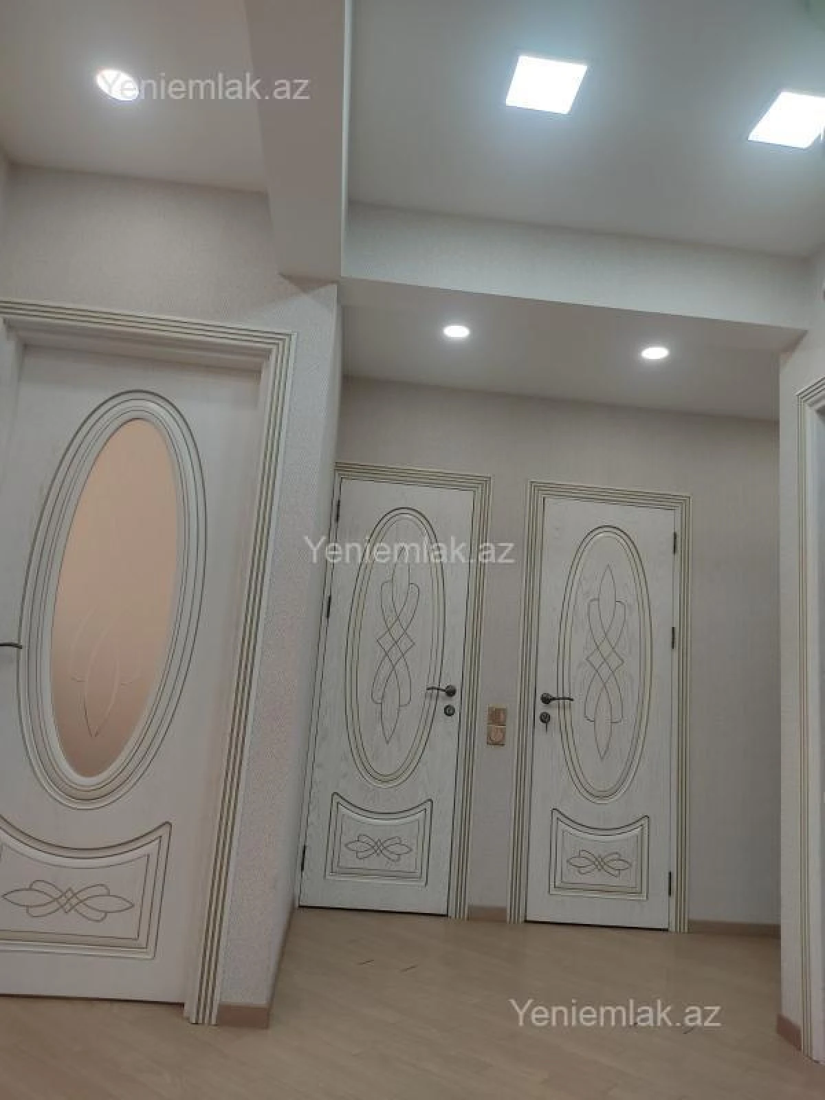 Satılır 3 otaqlı köhnə tikili 85 m²