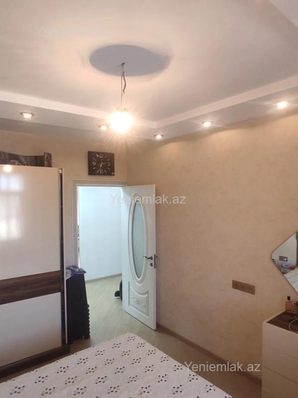 Satılır 3 otaqlı köhnə tikili 85 m²