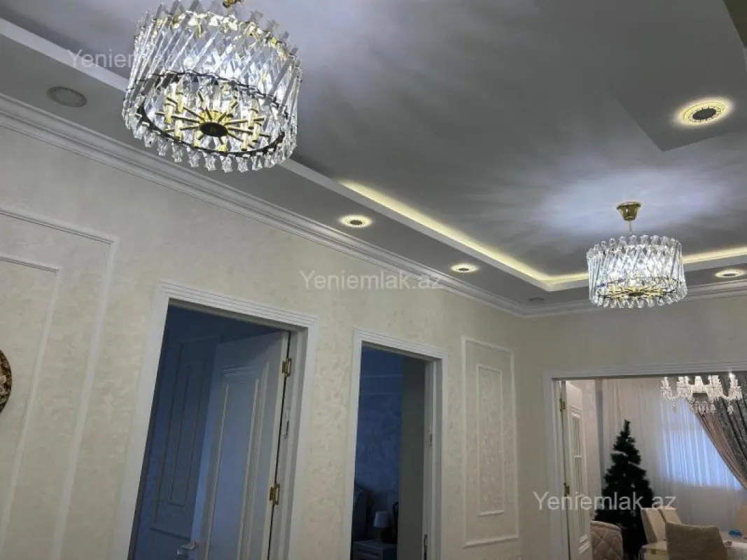Satılır 3 otaqlı yeni tikili 150 m²