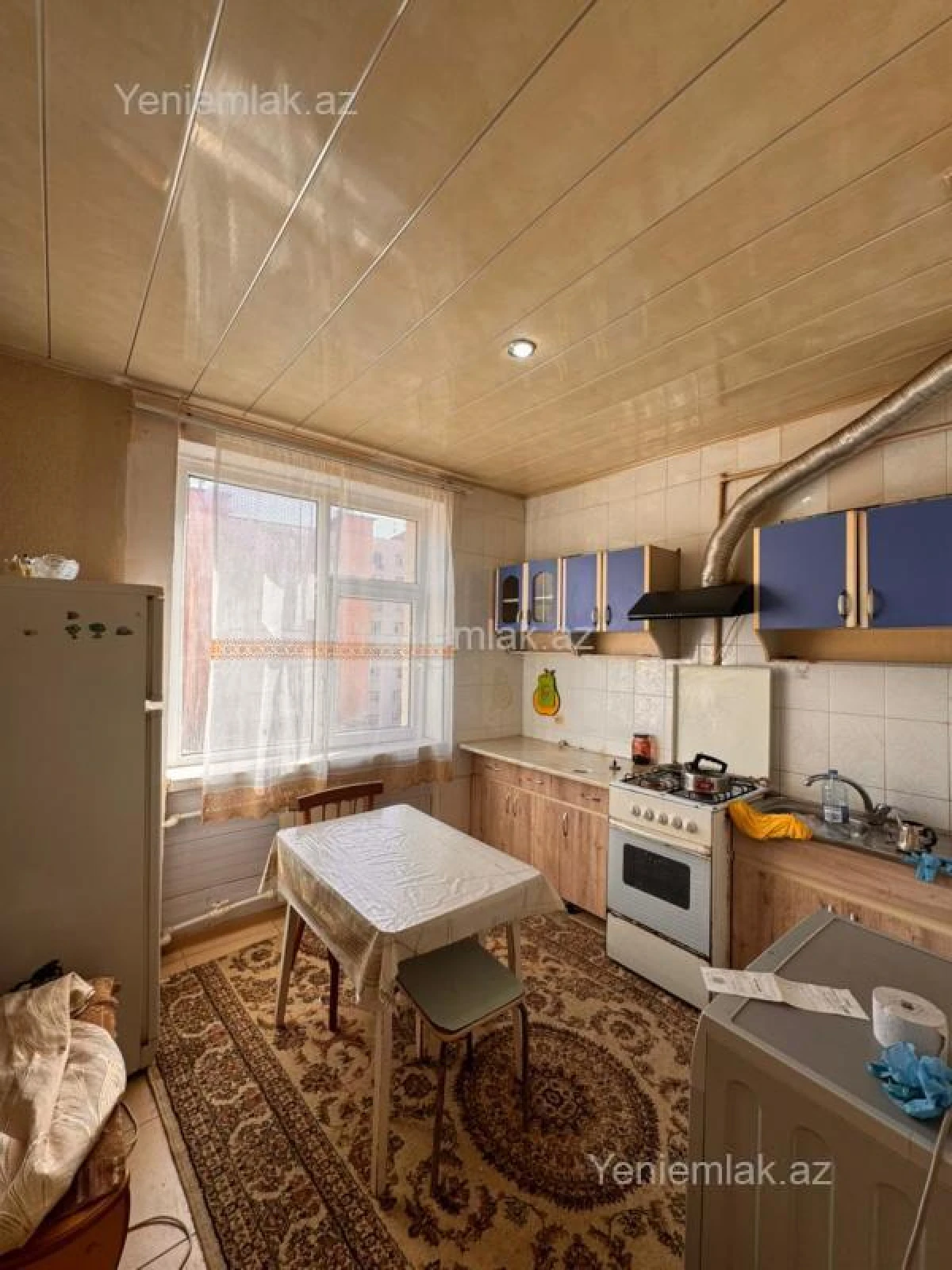 Satılır 2 otaqlı köhnə tikili 65 m²