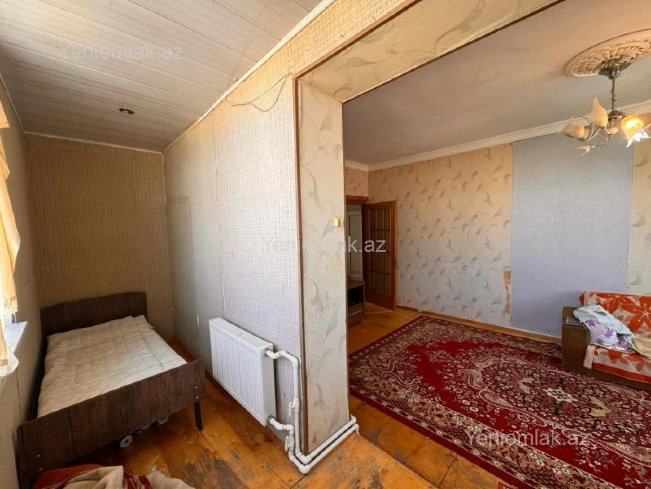Satılır 2 otaqlı köhnə tikili 65 m²