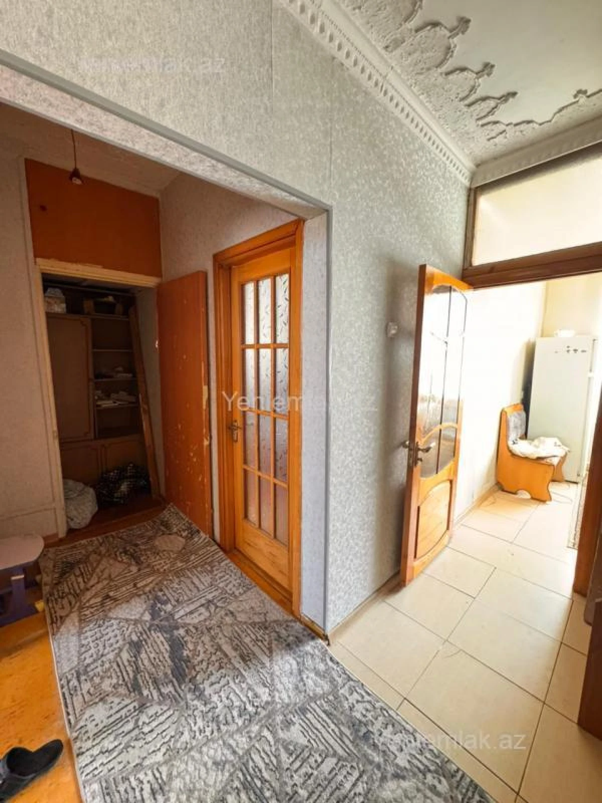 Satılır 2 otaqlı köhnə tikili 65 m²