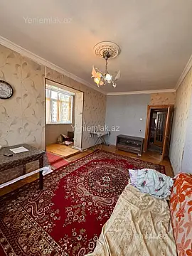 Satılır 2 otaqlı köhnə tikili 65 m²