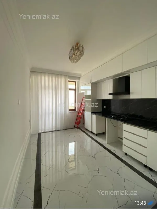 Satılır 3 otaqlı yeni tikili 160 m²