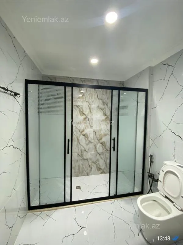 Satılır 3 otaqlı yeni tikili 160 m²