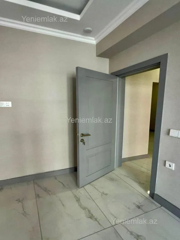 Satılır 2 otaqlı yeni tikili 64 m²