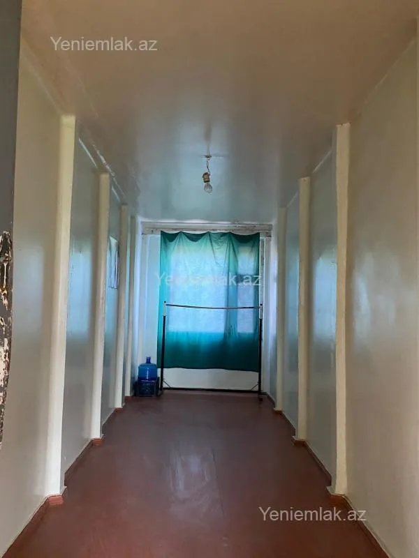 Satılır 6 otaqlı həyət evi 200 m²