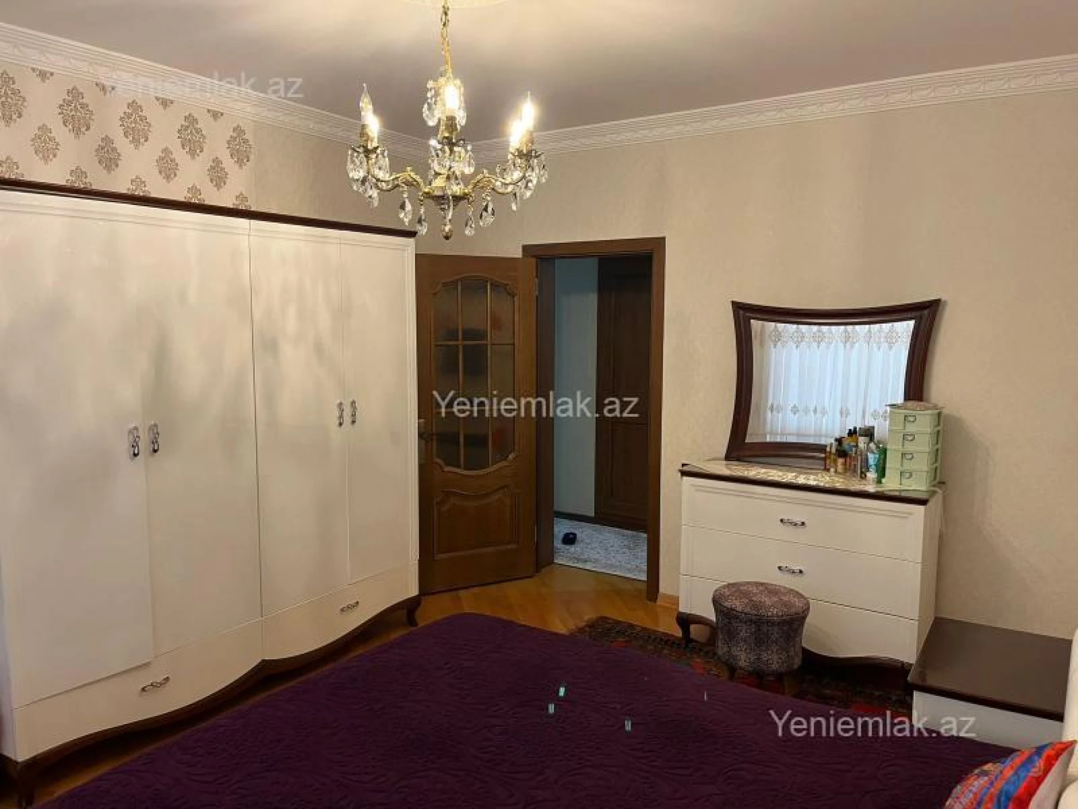 Satılır 3 otaqlı yeni tikili 135 m²