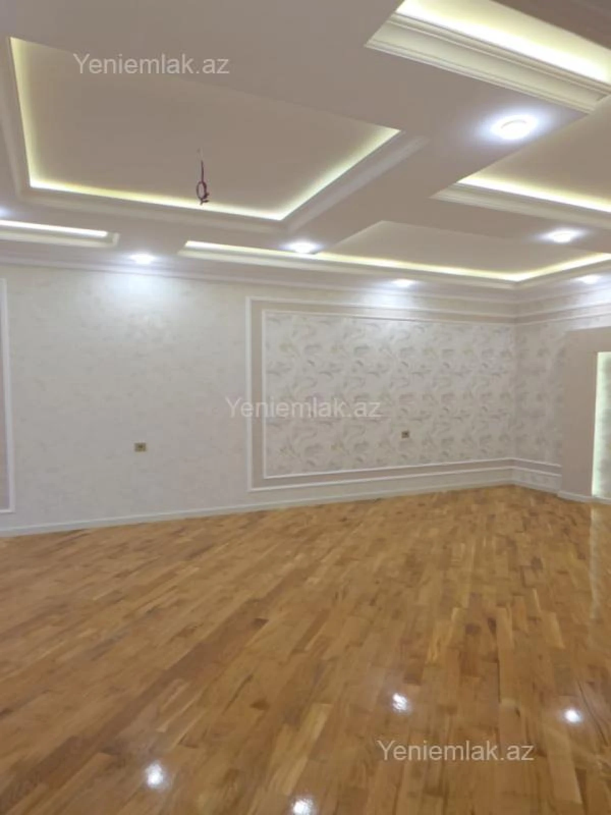 Satılır 6 otaqlı həyət evi 330 m²