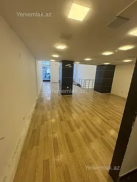 Satılır 10 otaqlı obyekt 620 m²