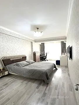 Satılır 3 otaqlı yeni tikili 130 m²