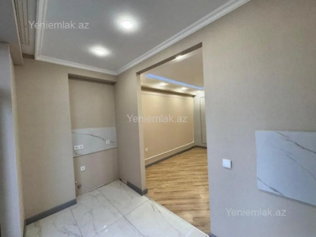 Satılır 2 otaqlı yeni tikili 65 m²
