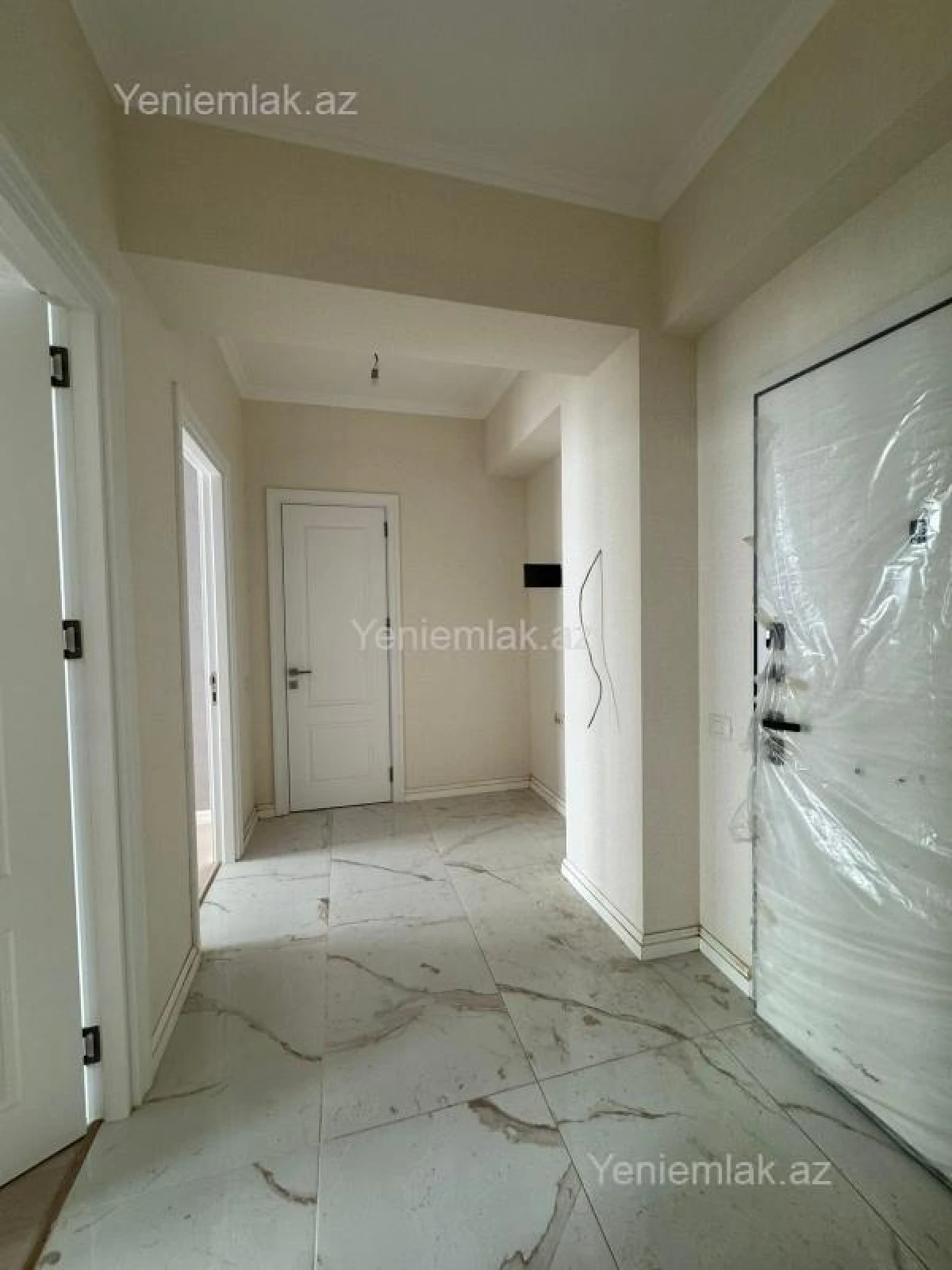 Satılır 3 otaqlı yeni tikili 71 m²