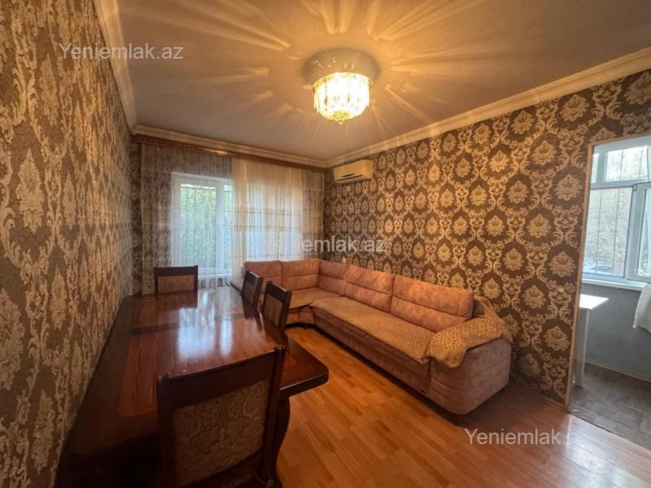 Satılır 2 otaqlı köhnə tikili 50 m²