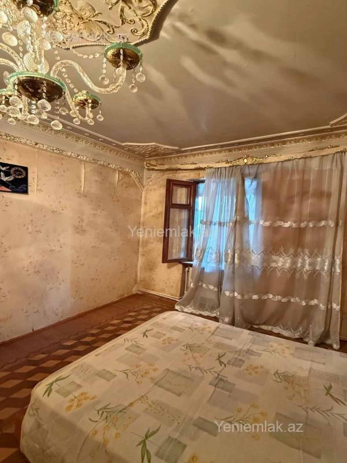 Satılır 3 otaqlı köhnə tikili 76 m²