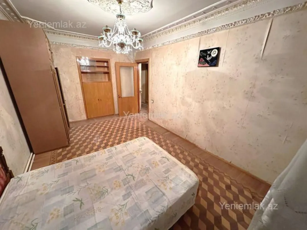 Satılır 3 otaqlı köhnə tikili 76 m²