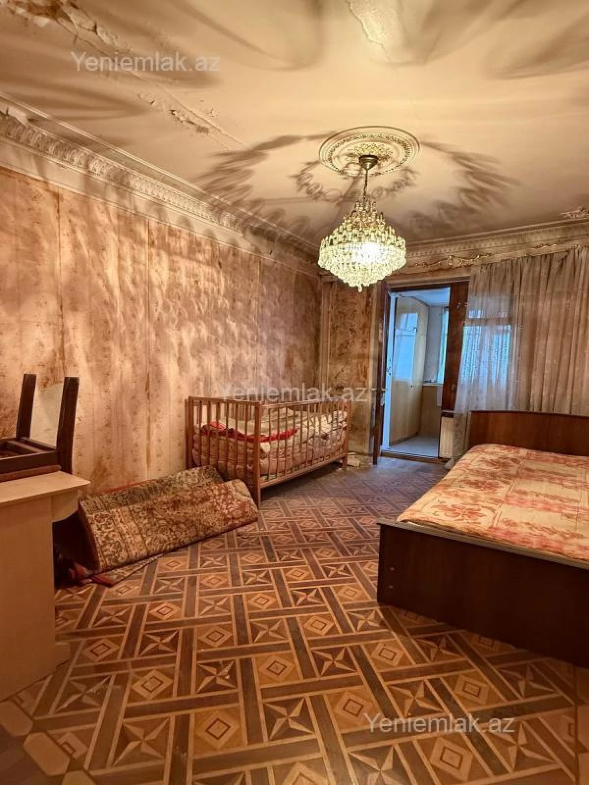 Satılır 3 otaqlı köhnə tikili 76 m²