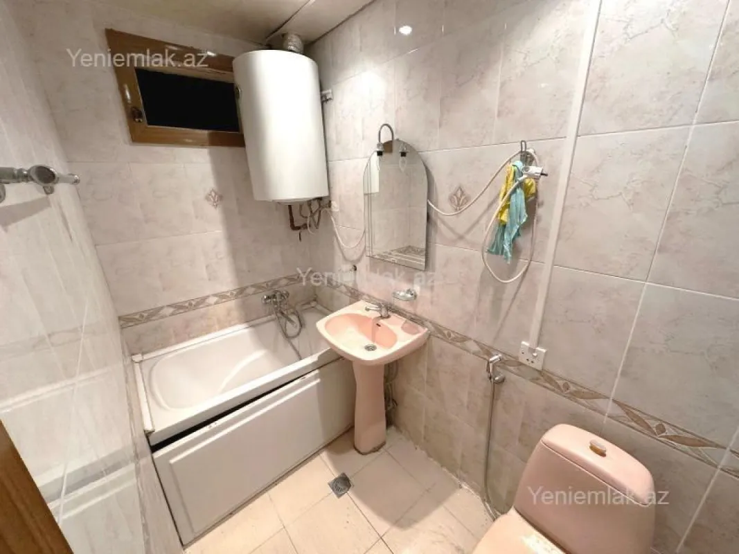 Satılır 3 otaqlı köhnə tikili 76 m²