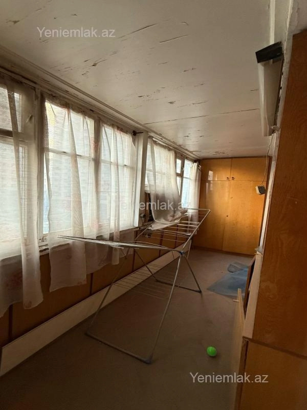 Satılır 3 otaqlı köhnə tikili 76 m²