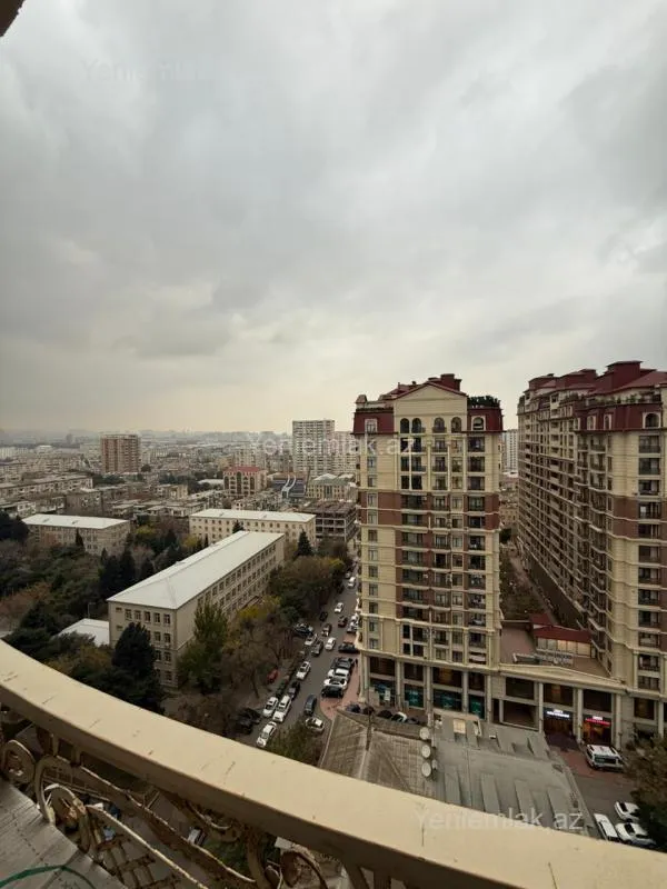 Satılır 3 otaqlı yeni tikili 146 m²