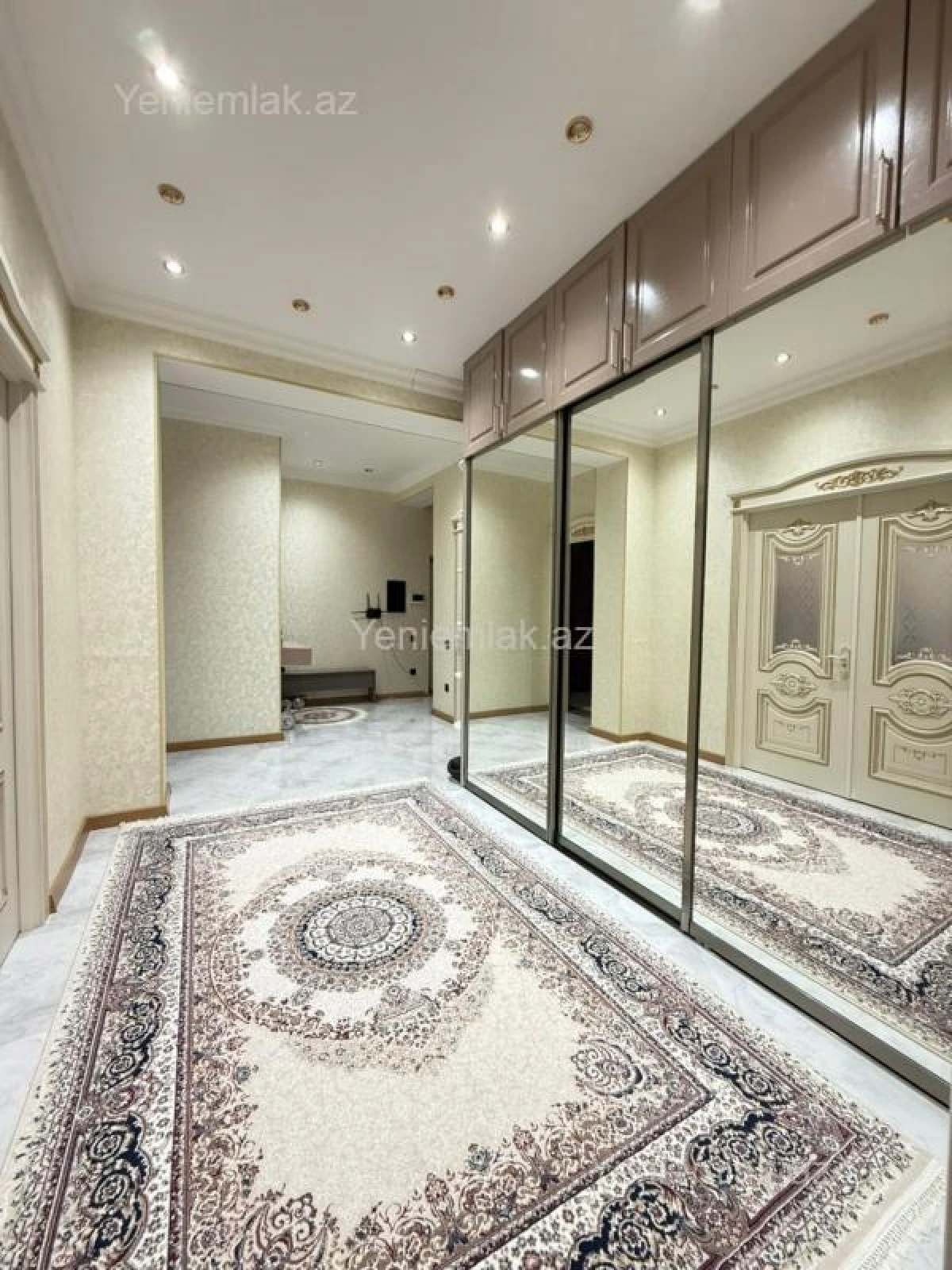 Satılır 3 otaqlı yeni tikili 146 m²