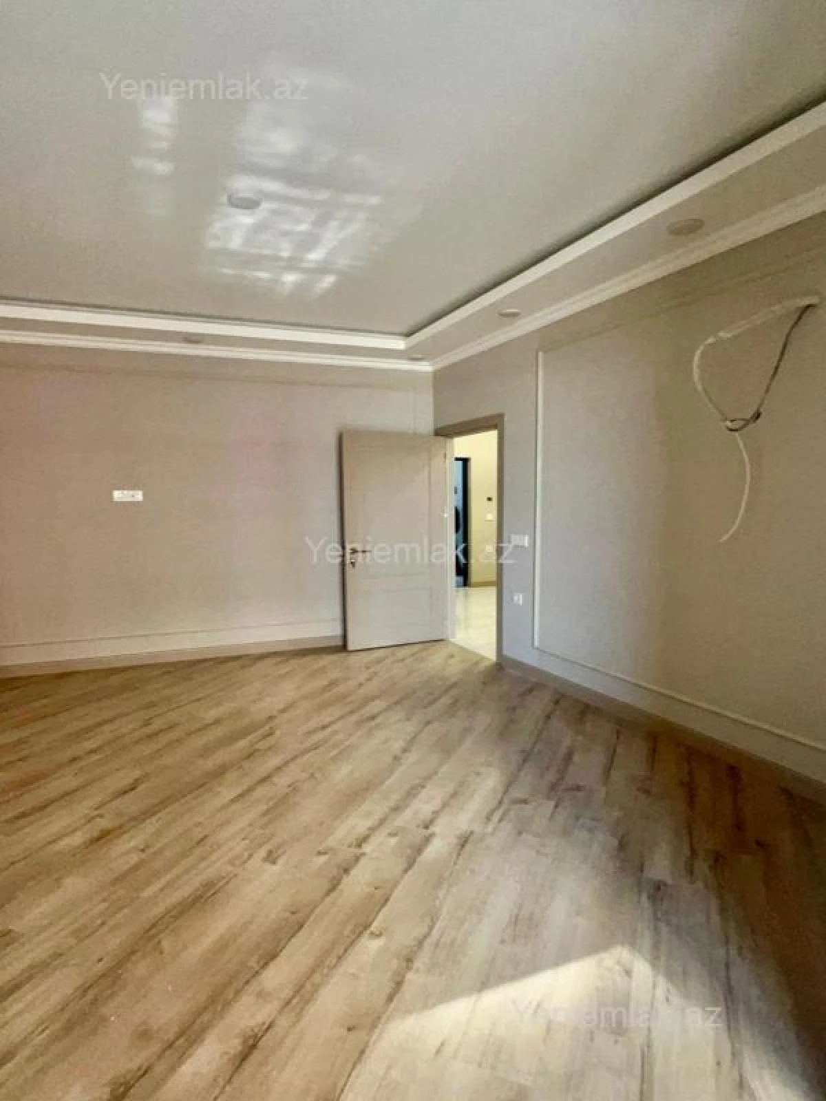 Satılır 2 otaqlı yeni tikili 64 m²