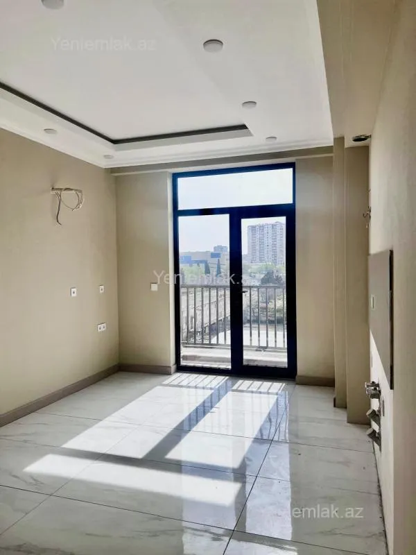 Satılır 2 otaqlı yeni tikili 64 m²