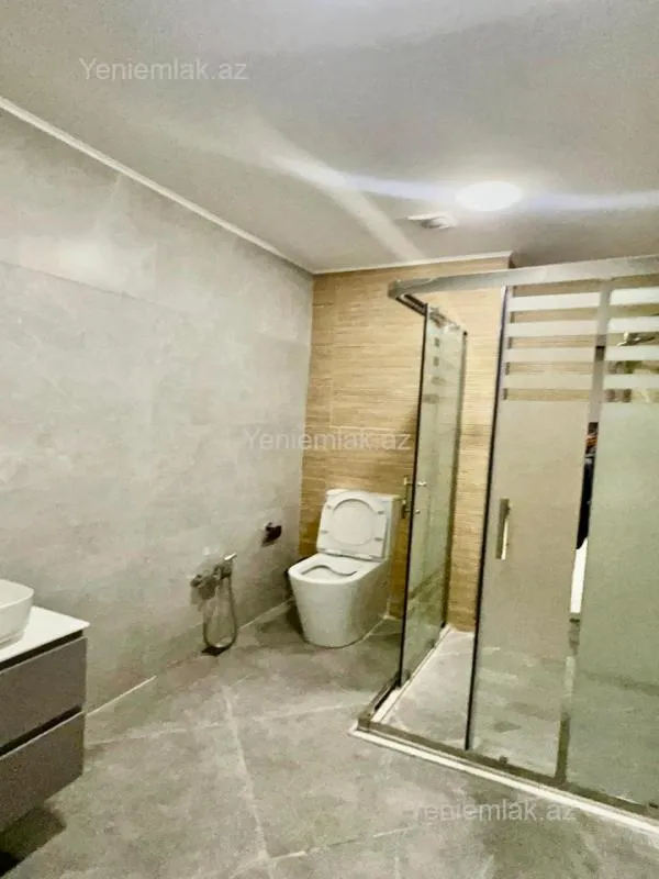 Satılır 2 otaqlı yeni tikili 64 m²