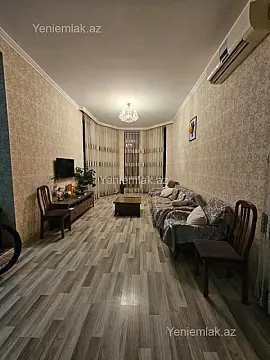 Satılır 5 otaqlı həyət evi 250 m²