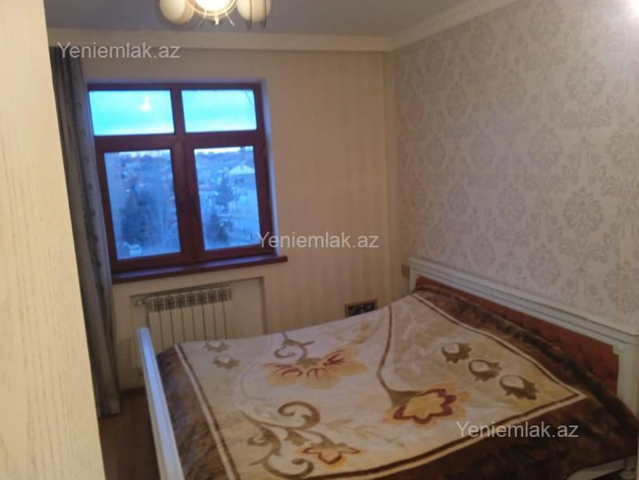 Satılır 2 otaqlı köhnə tikili 60 m²