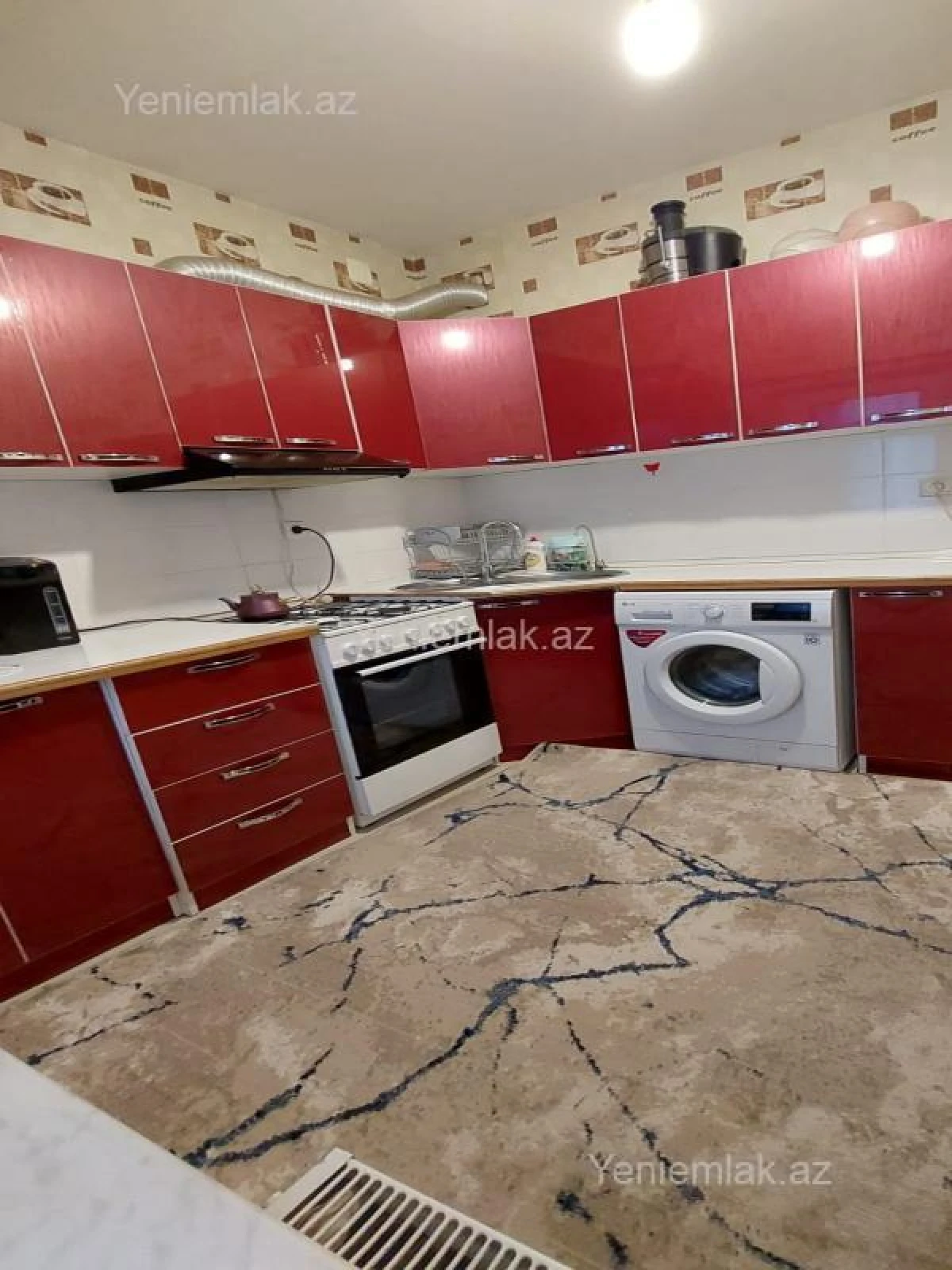Satılır 3 otaqlı yeni tikili 85 m²