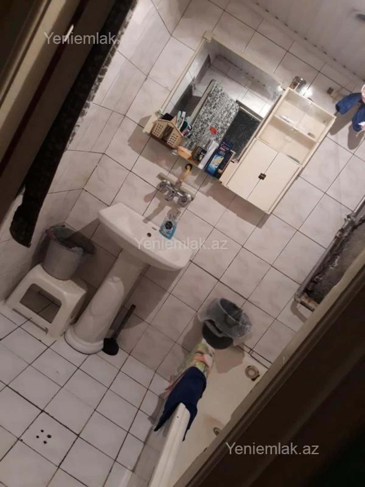 Satılır 4 otaqlı obyekt 178 m²