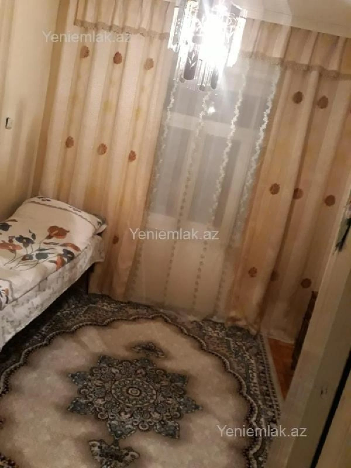 Satılır 4 otaqlı obyekt 178 m²