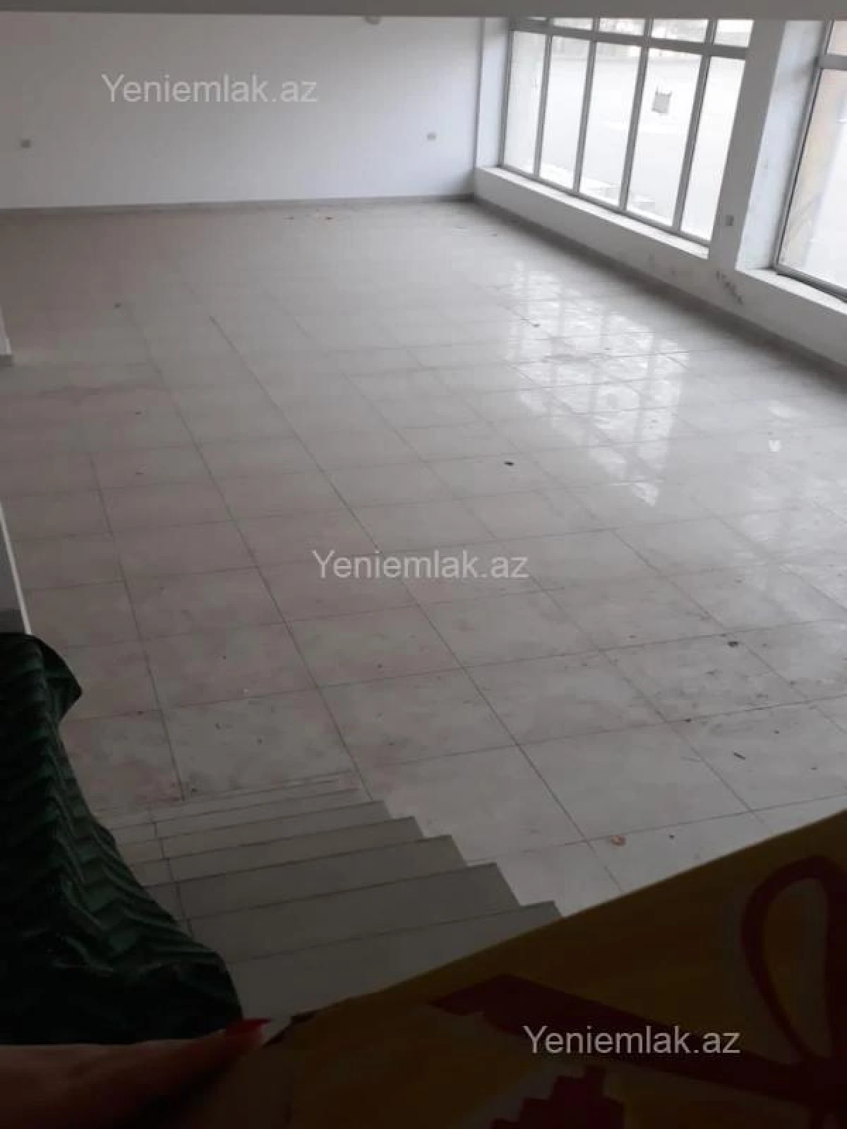 Satılır 4 otaqlı obyekt 178 m²