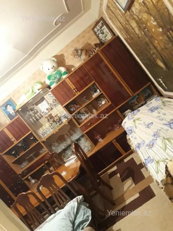 Satılır 4 otaqlı obyekt 178 m²