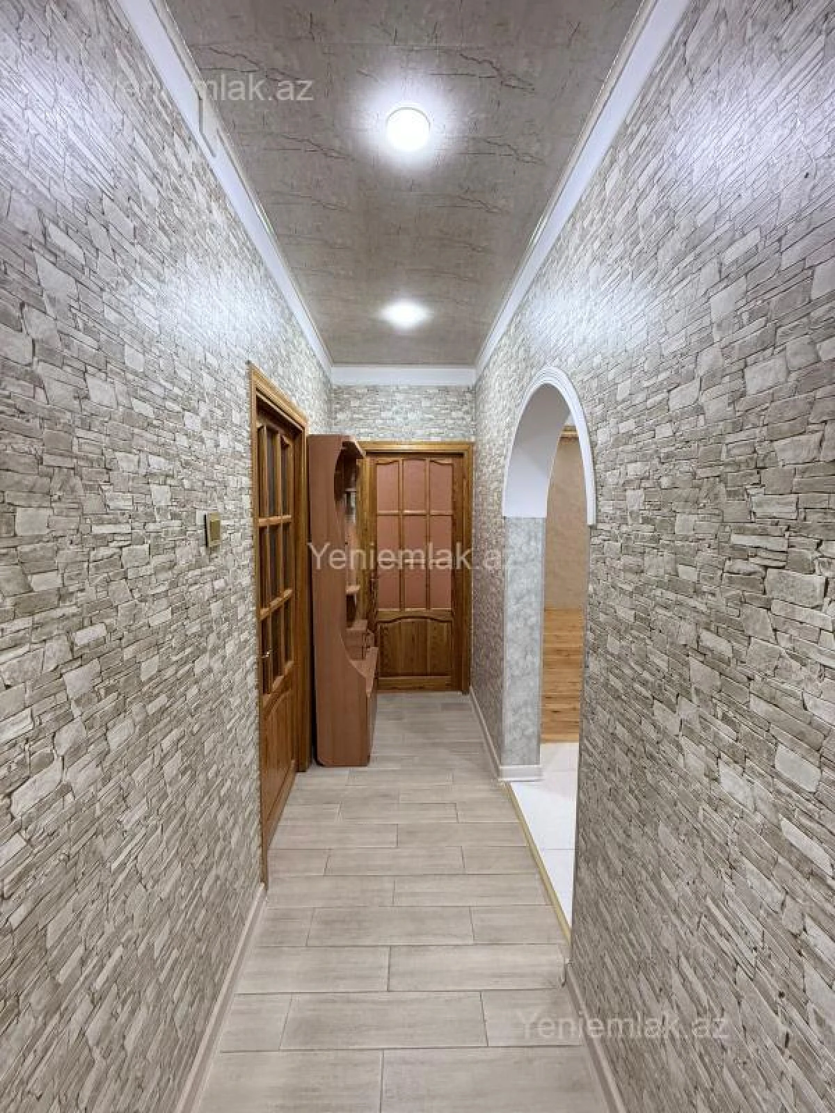 Satılır 3 otaqlı köhnə tikili 68 m²