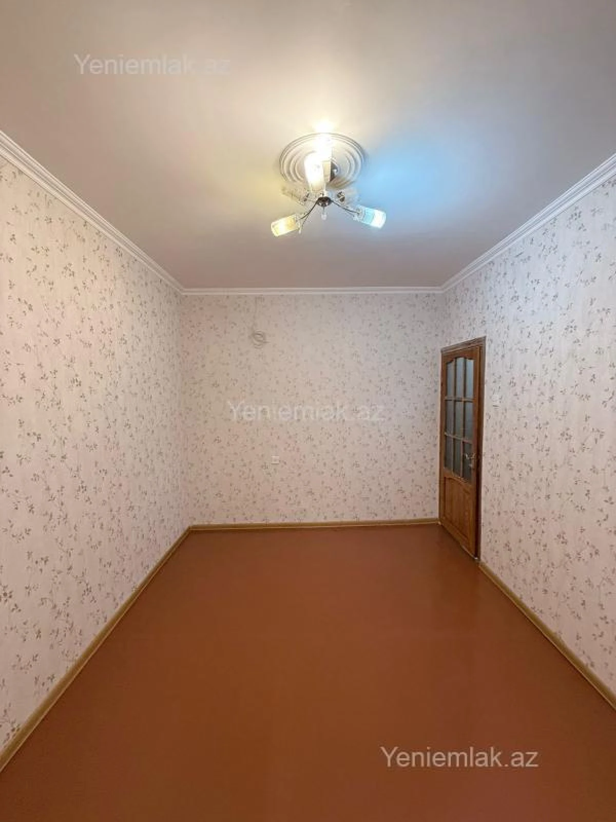 Satılır 3 otaqlı köhnə tikili 68 m²