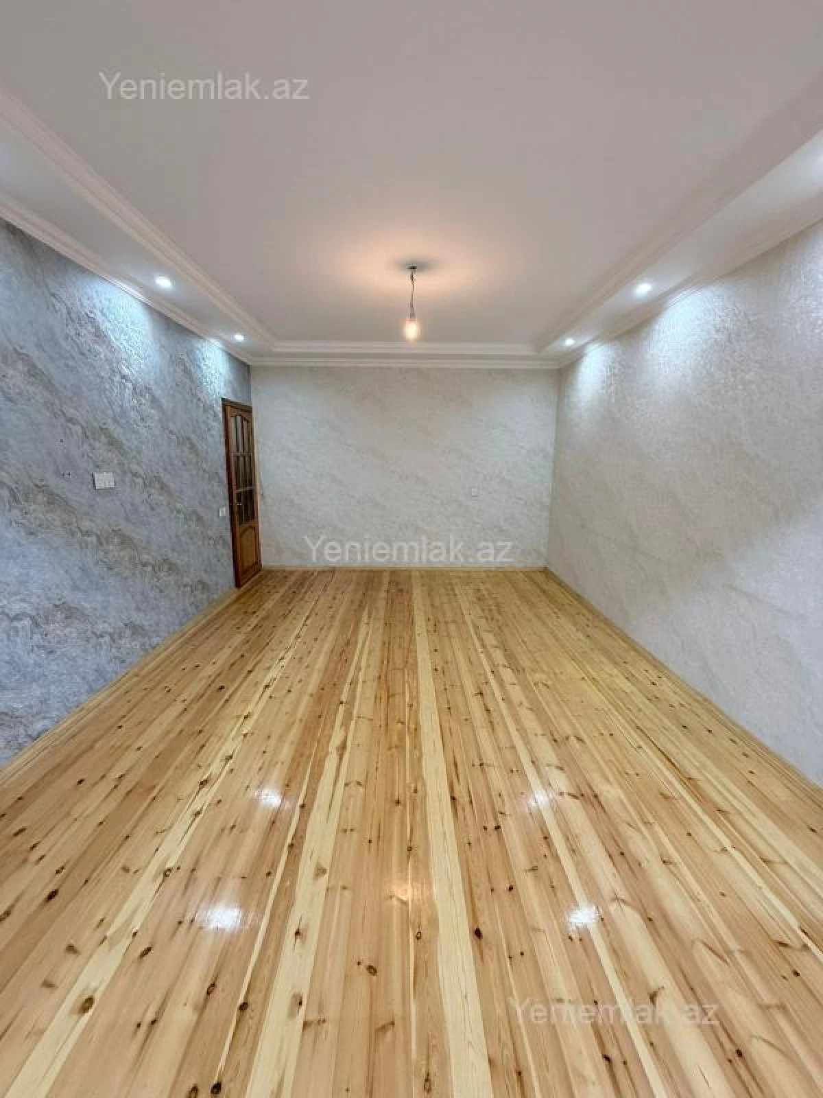 Satılır 3 otaqlı köhnə tikili 68 m²