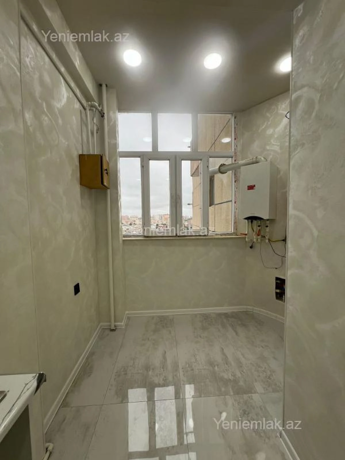 Satılır 3 otaqlı yeni tikili 80 m²