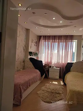 Satılır 3 otaqlı köhnə tikili 75 m²